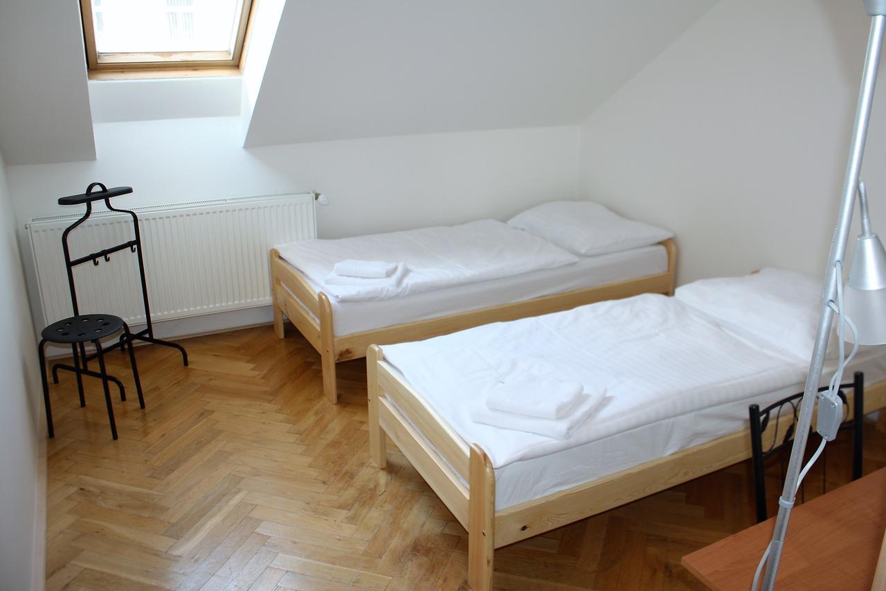 Hostel Hello *
